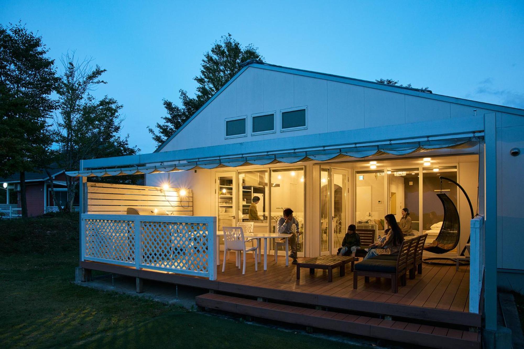 Holiday House Green Garden Гуджо Екстериор снимка