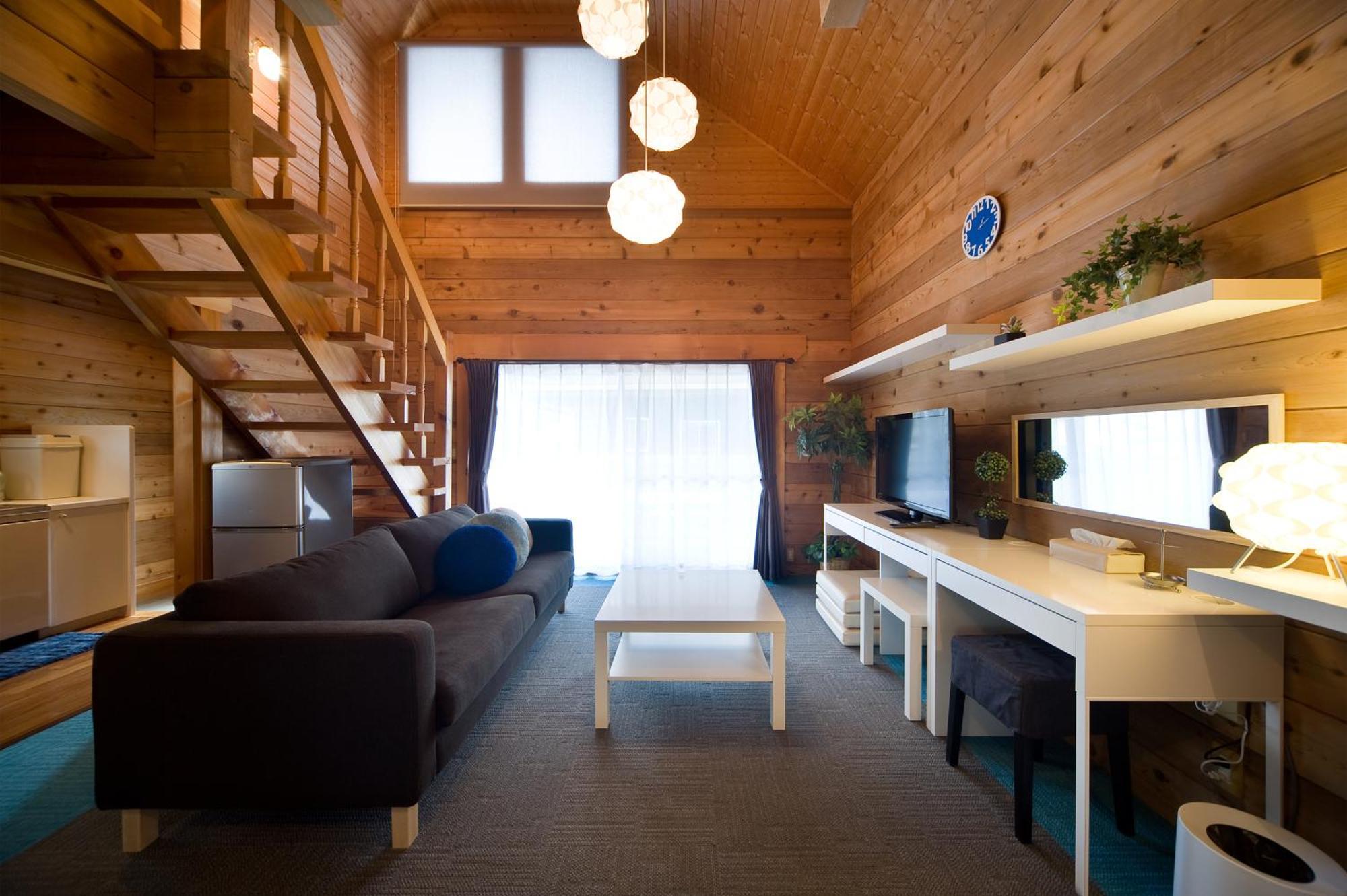 Holiday House Green Garden Гуджо Екстериор снимка