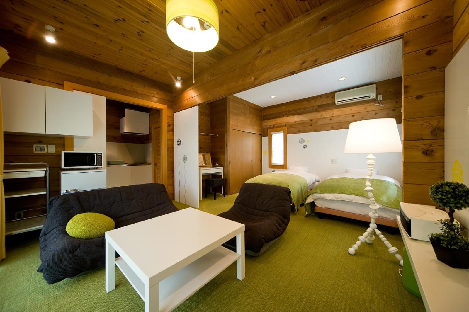 Holiday House Green Garden Гуджо Екстериор снимка