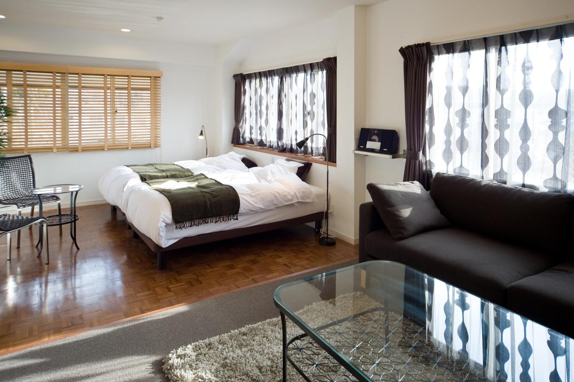 Holiday House Green Garden Гуджо Стая снимка